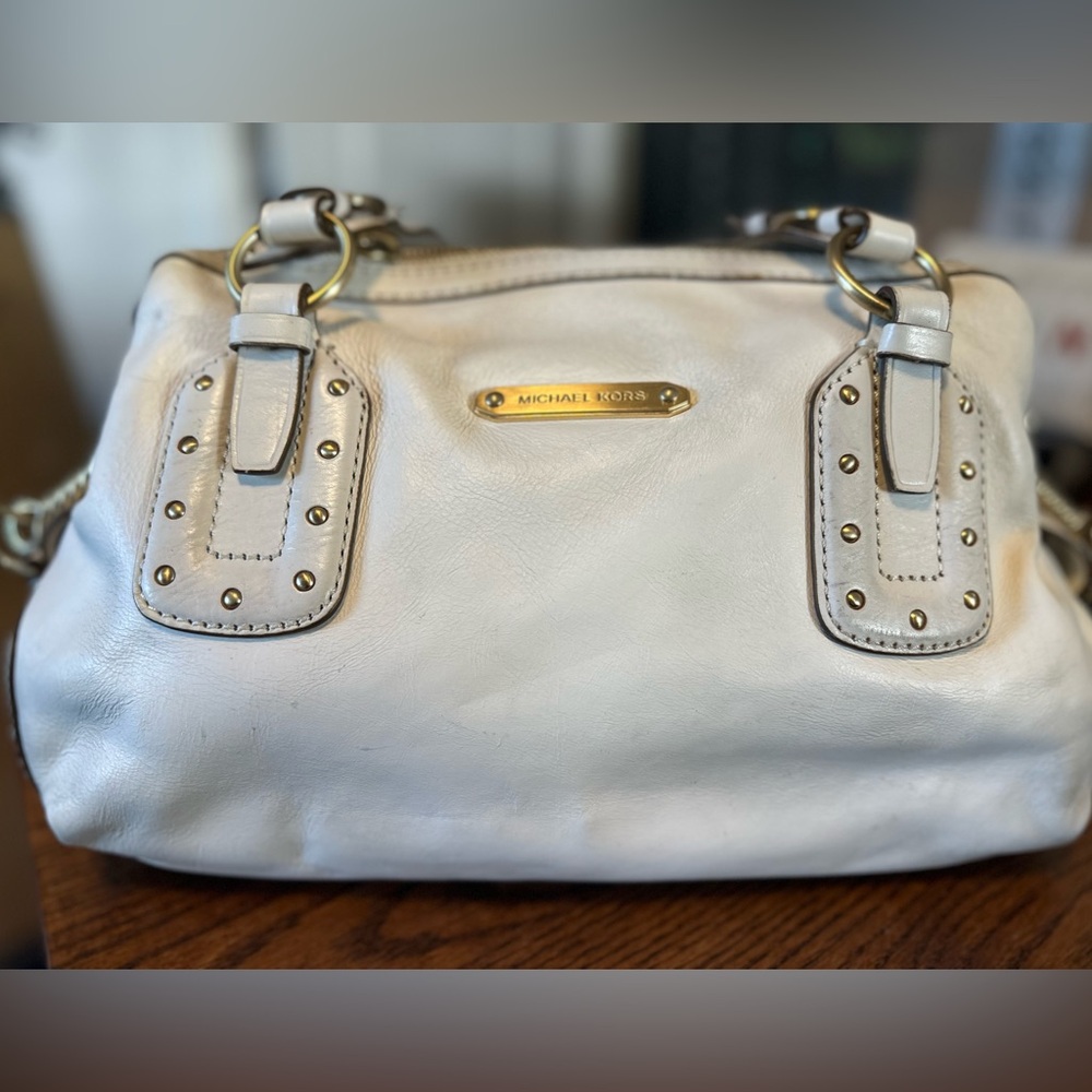 Michael Kors off white handbag with gold details. 14”x9”x5”.